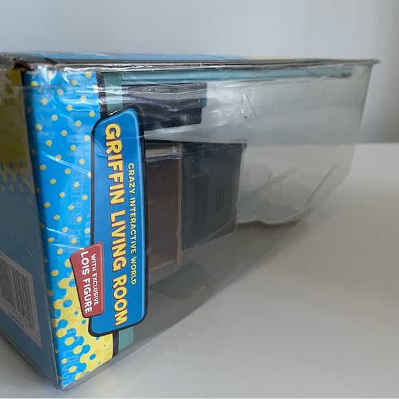 Family Guy Figurine - Picture 4 of 4